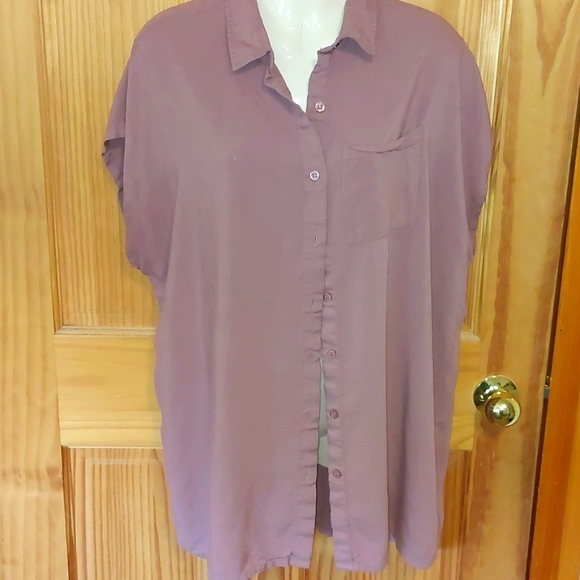 Lace up back button down shirt - Picture 1 of 5
